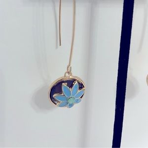 BL flower earrings